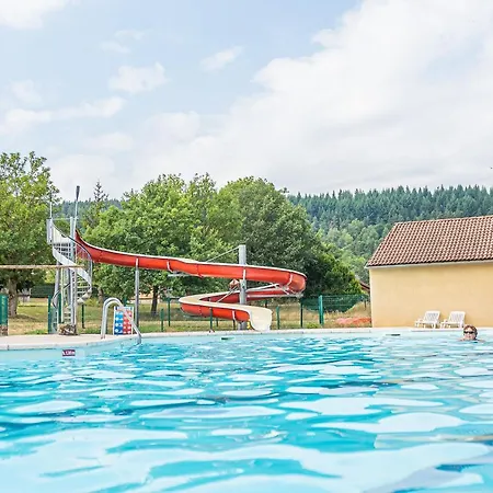 Village De De La Foret De Ganigal